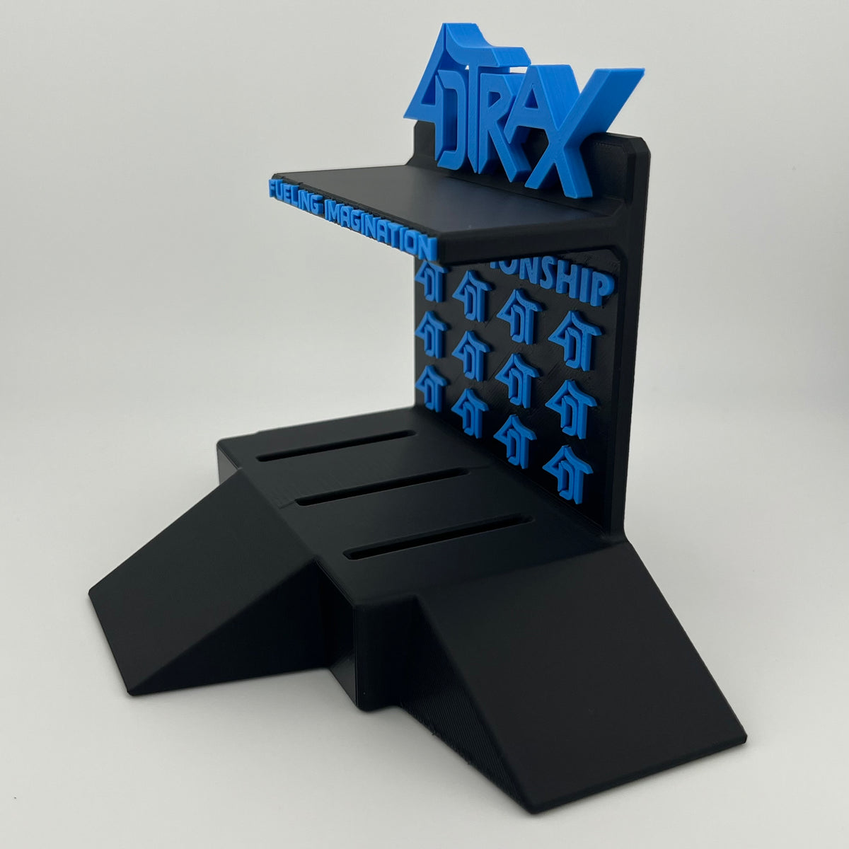 TRAX Podium
