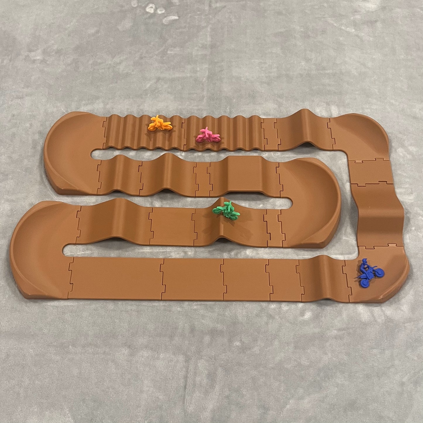 TRAX Arena Kit- 28 Piece