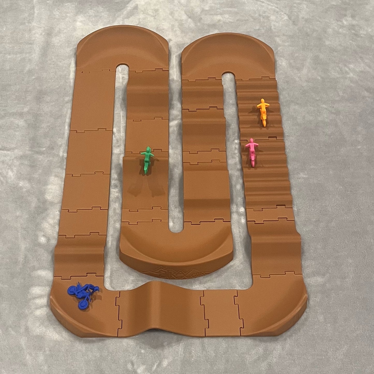 TRAX Arena Kit- 28 Piece