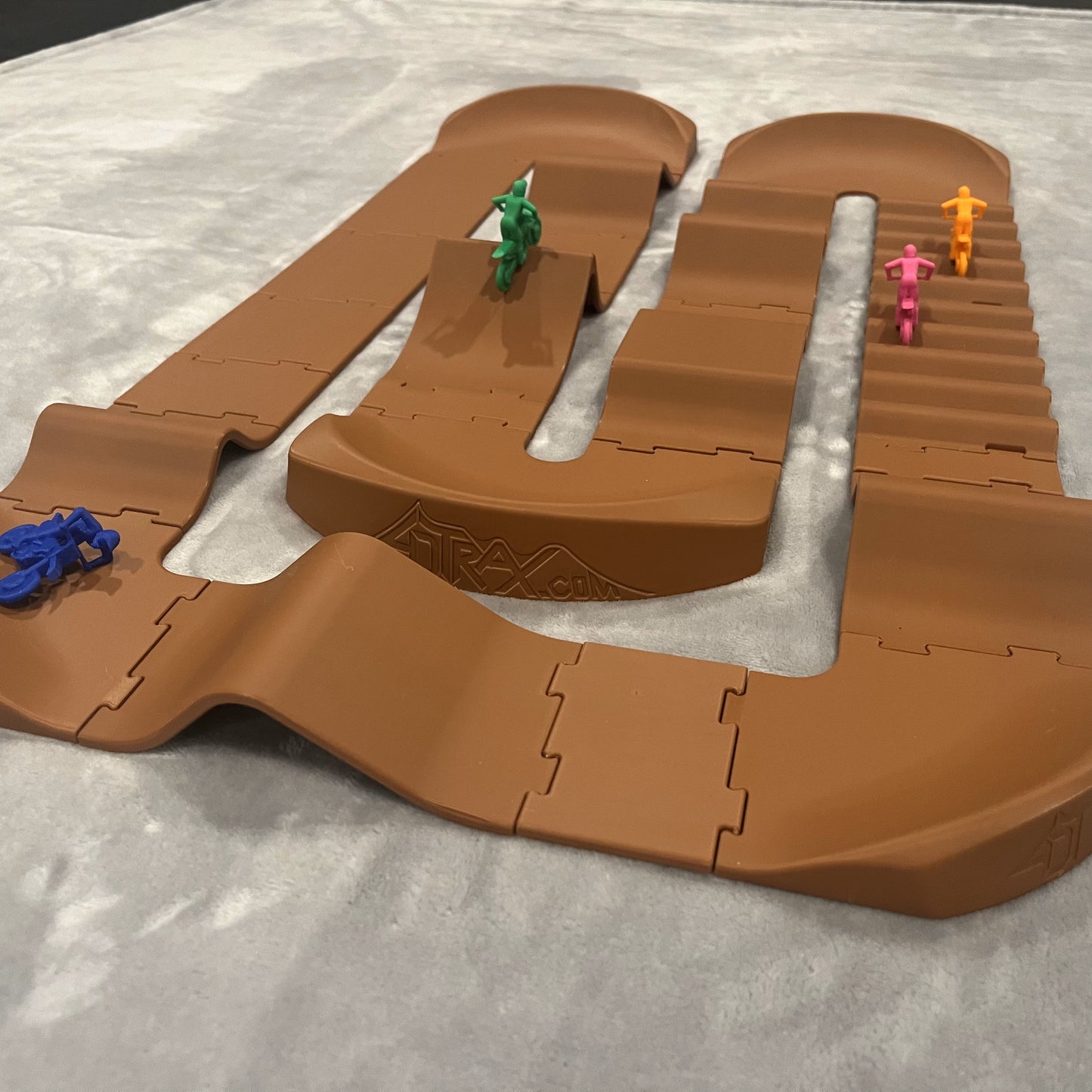 TRAX Arena Kit- 28 Piece